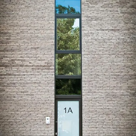 Red Rabbit Tourist And Business Flats With Indoor Parking Space - Flat I & Flat Ii アパート
