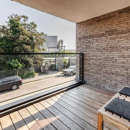 Red Rabbit Tourist And Business Flats With Indoor Parking Space - Flat I & Flat Ii