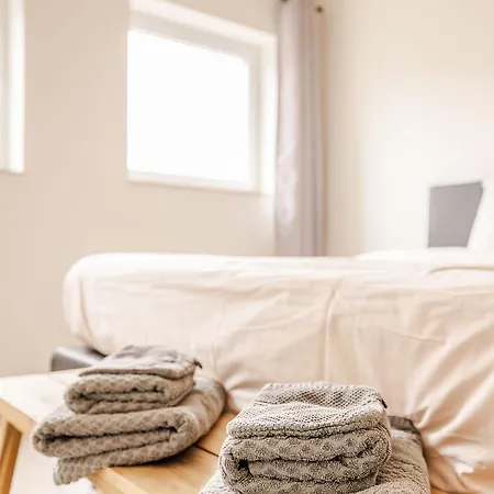アパート Red Rabbit Tourist And Business Flats With Indoor Parking Space - Flat I & Flat Ii Zele
