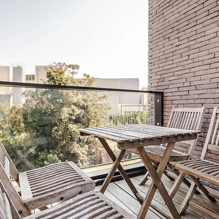 Red Rabbit Tourist And Business Flats With Indoor Parking Space - Flat I & Flat Ii *